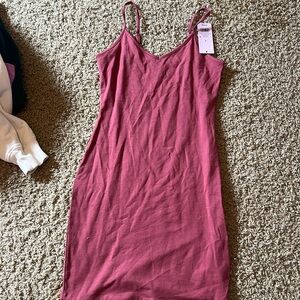 Cute maroon mini dress (never worn)